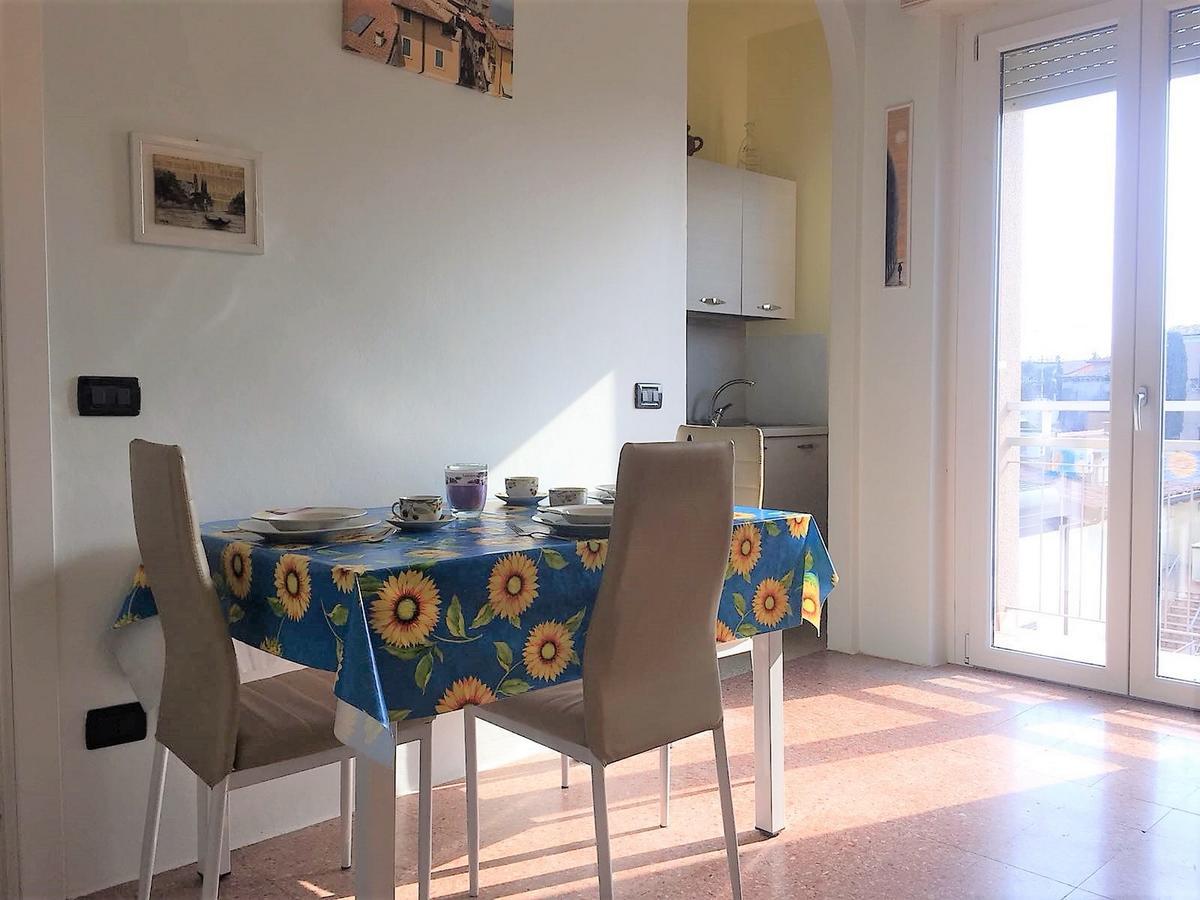 Appartamento Del Sole Desenzano del Garda Exterior foto
